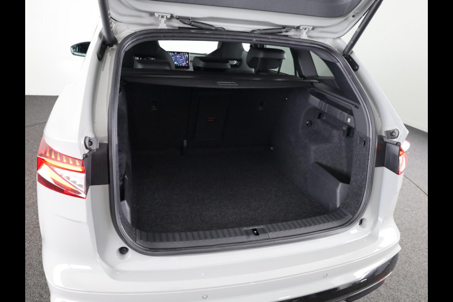 Škoda Enyaq 60 Sportline 204pk | Panoramadak | Elektrische stoel memory | Blind spot | Adaptive Cruise Control