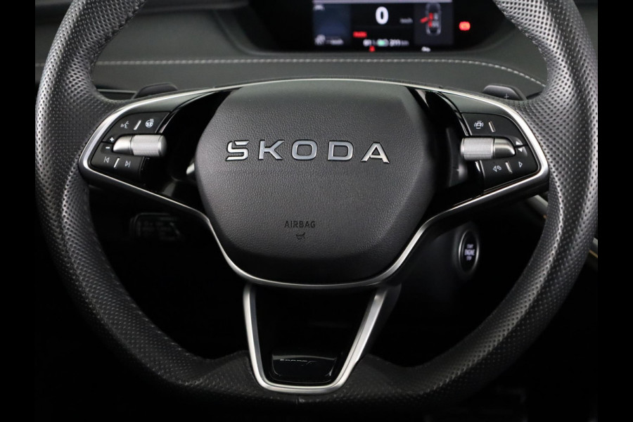 Škoda Enyaq 60 Sportline 204pk | Panoramadak | Elektrische stoel memory | Blind spot | Adaptive Cruise Control