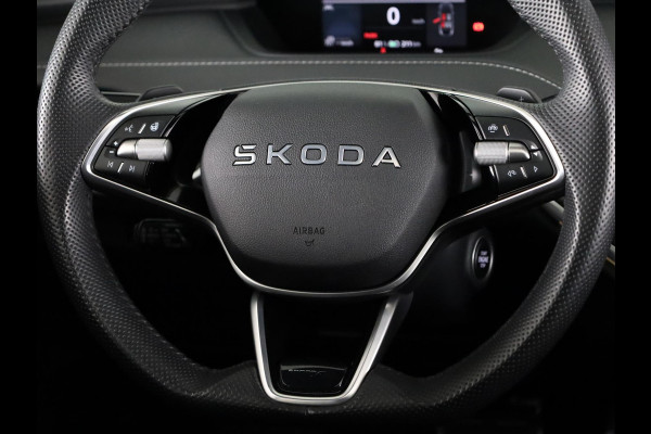 Škoda Enyaq 60 Sportline 204pk | Panoramadak | Elektrische stoel memory | Blind spot | Adaptive Cruise Control