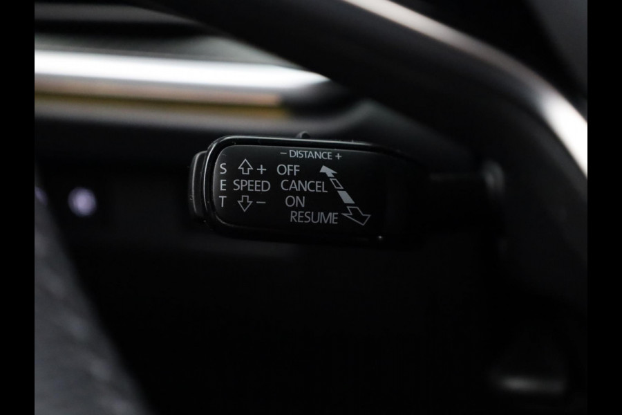 Škoda Enyaq 60 Sportline 204pk | Panoramadak | Elektrische stoel memory | Blind spot | Adaptive Cruise Control