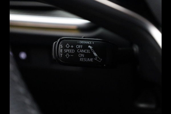 Škoda Enyaq 60 Sportline 204pk | Panoramadak | Elektrische stoel memory | Blind spot | Adaptive Cruise Control