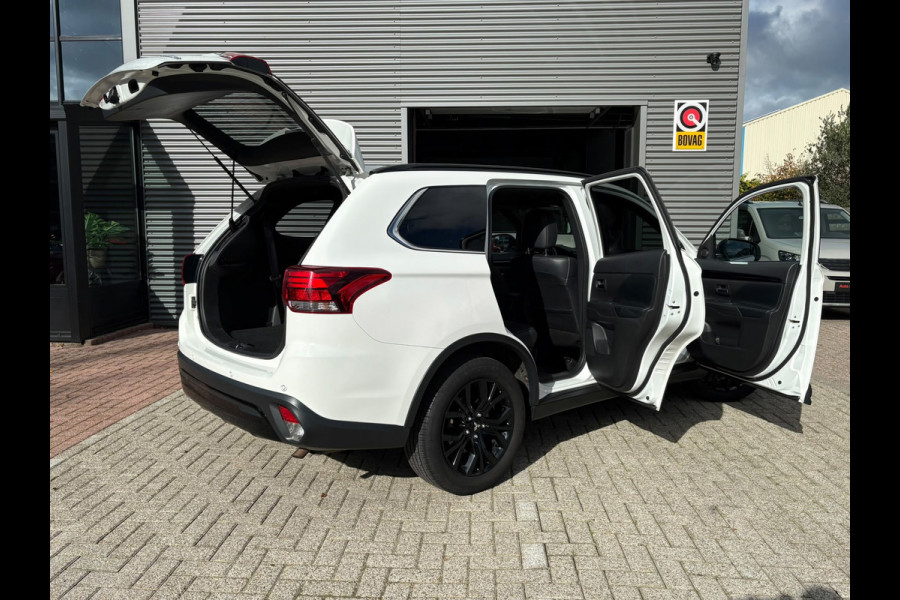 Mitsubishi Outlander 2.0 Benzine 4WD AUTOMAAT,LEER,CAMERA, 7 persoons