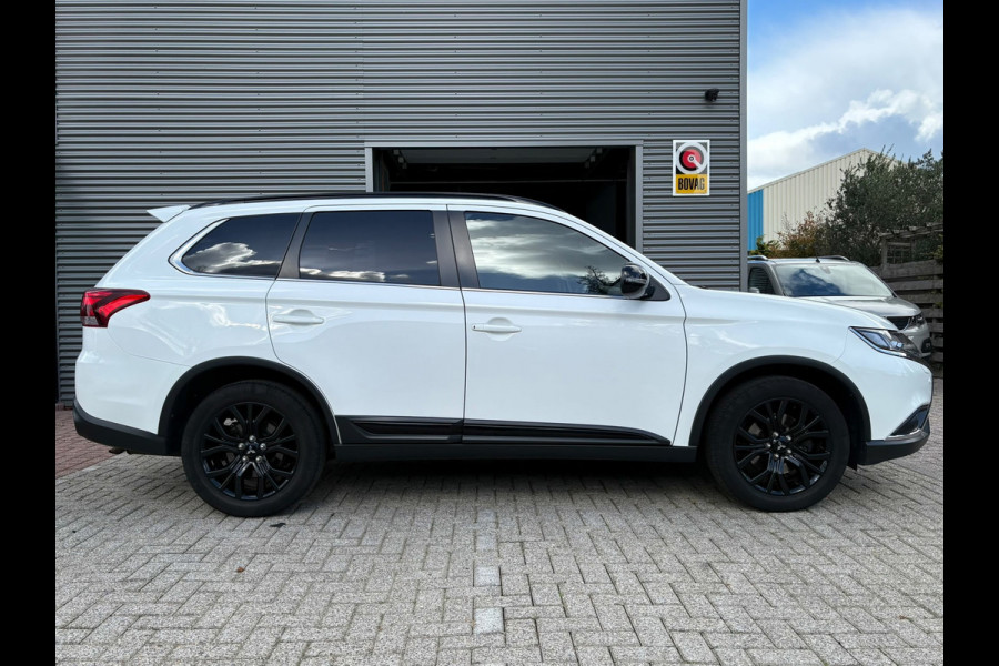 Mitsubishi Outlander 2.0 Benzine 4WD AUTOMAAT,LEER,CAMERA, 7 persoons