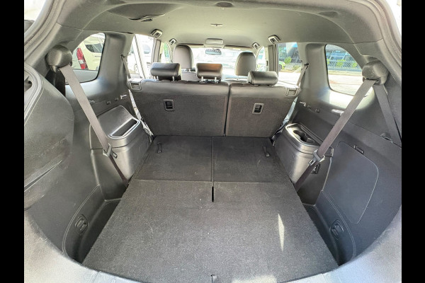 Mitsubishi Outlander 2.0 Benzine 4WD AUTOMAAT,LEER,CAMERA, 7 persoons