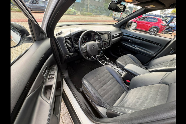 Mitsubishi Outlander 2.0 Benzine 4WD AUTOMAAT,LEER,CAMERA, 7 persoons