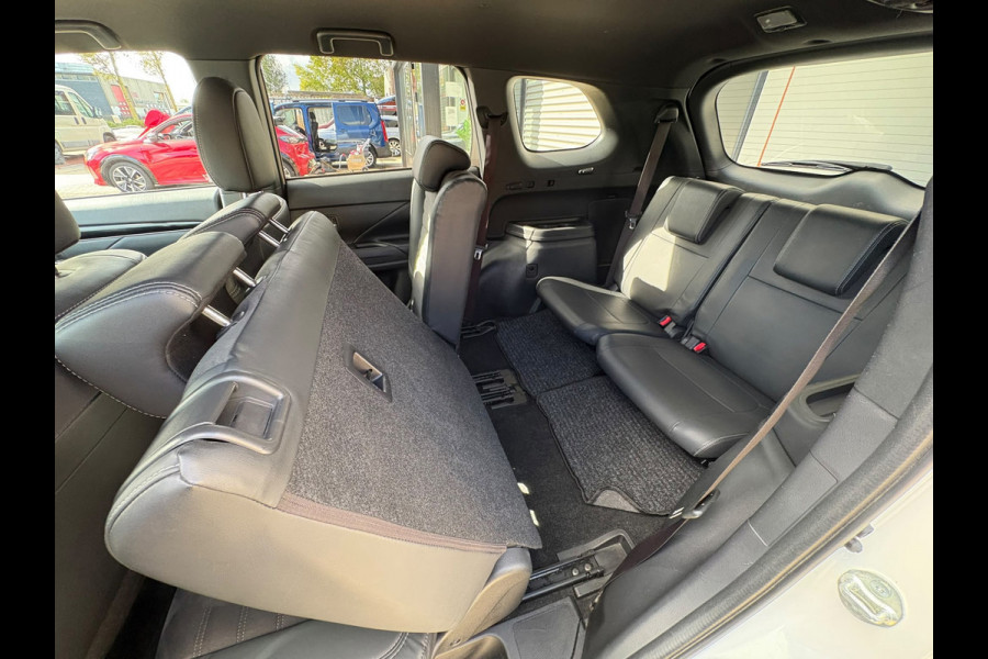 Mitsubishi Outlander 2.0 Benzine 4WD AUTOMAAT,LEER,CAMERA, 7 persoons