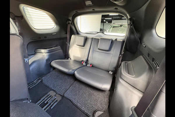 Mitsubishi Outlander 2.0 Benzine 4WD AUTOMAAT,LEER,CAMERA, 7 persoons