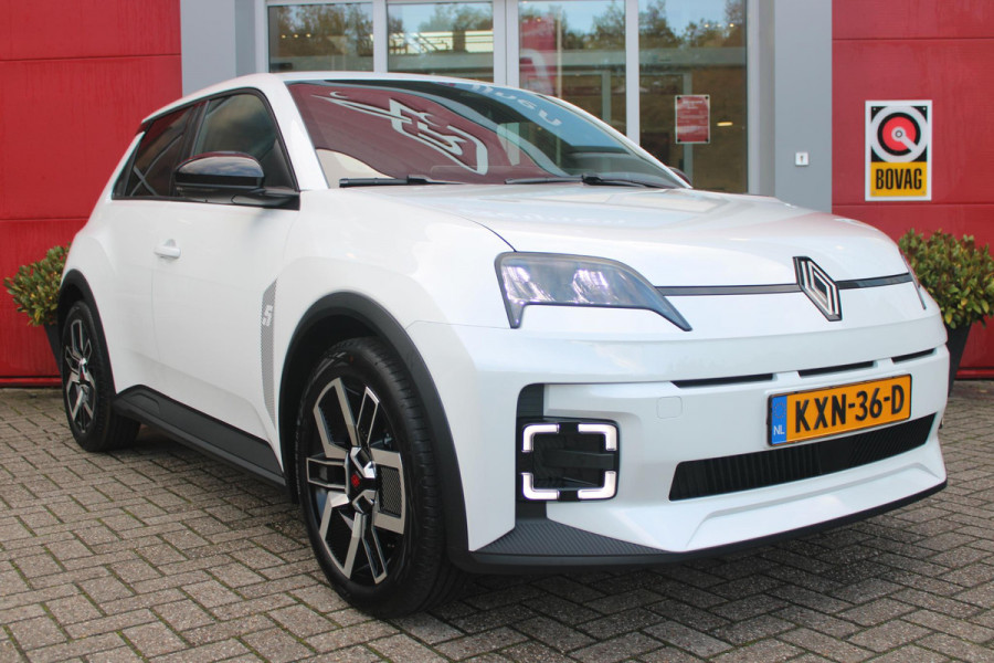 Renault 5 COMFORT RANGE TECHNO 150PK 52 kWh *NIEUWE AUTO!* | PACK WINTER TECHNO: (ELEKTRISCH VERWARMBARE VOORSTOELEN, ELEKTRISCH VERWARMBAAR STUURWIEL, BESTUUDERSSTOEL MET ELEKTRSCH VERSTELBARE LENDESTEUN, IN HOOGTE VERSTELBARE PASSAGIERSSTOEL) | LICHTMETALEN VELGEN 18" | ADAPTIVE CRUISE CONTROL | FULL LED KOPLAMPEN MET FRANSE VLAG | ELEKTRTISCH INKLABARE EN VERWARMBARE BUITENSPIEGELS | ACHTERUITRIJ CAMERA | SFEER VERLICHTING | GOOGLE MAPS NAVIGATIE | DRAADLOZE TELEFOONLADER | PRIVACY GLASS | 100KW SNELLAAD FUNCTIE | DRAADLOZE APPLE CARPLAY/ANDROID AUTO | DAB+ RADIO | SFEER VERL
