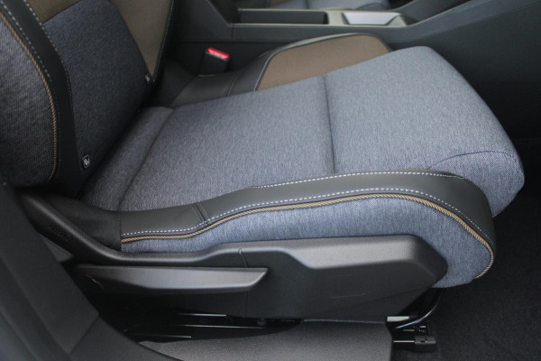 Renault 5 COMFORT RANGE TECHNO 150PK 52 kWh *NIEUWE AUTO!* | PACK WINTER TECHNO: (ELEKTRISCH VERWARMBARE VOORSTOELEN, ELEKTRISCH VERWARMBAAR STUURWIEL, BESTUUDERSSTOEL MET ELEKTRSCH VERSTELBARE LENDESTEUN, IN HOOGTE VERSTELBARE PASSAGIERSSTOEL) | LICHTMETALEN VELGEN 18" | ADAPTIVE CRUISE CONTROL | FULL LED KOPLAMPEN MET FRANSE VLAG | ELEKTRTISCH INKLABARE EN VERWARMBARE BUITENSPIEGELS | ACHTERUITRIJ CAMERA | SFEER VERLICHTING | GOOGLE MAPS NAVIGATIE | DRAADLOZE TELEFOONLADER | PRIVACY GLASS | 100KW SNELLAAD FUNCTIE | DRAADLOZE APPLE CARPLAY/ANDROID AUTO | DAB+ RADIO | SFEER VERL