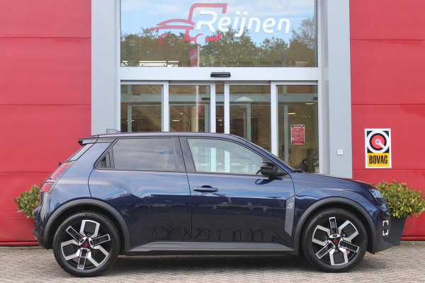Renault 5 COMFORT RANGE TECHNO 150PK 52 kWh *NIEUWE AUTO!* | PACK WINTER TECHNO: (ELEKTRISCH VERWARMBARE VOORSTOELEN, ELEKTRISCH VERWARMBAAR STUURWIEL, BESTUUDERSSTOEL MET ELEKTRSCH VERSTELBARE LENDESTEUN, IN HOOGTE VERSTELBARE PASSAGIERSSTOEL) | LICHTMETALEN VELGEN 18" | ADAPTIVE CRUISE CONTROL | FULL LED KOPLAMPEN MET FRANSE VLAG | ELEKTRTISCH INKLABARE EN VERWARMBARE BUITENSPIEGELS | ACHTERUITRIJ CAMERA | SFEER VERLICHTING | GOOGLE MAPS NAVIGATIE | DRAADLOZE TELEFOONLADER | PRIVACY GLASS | 100KW SNELLAAD FUNCTIE | DRAADLOZE APPLE CARPLAY/ANDROID AUTO | DAB+ RADIO | SFEER VERL
