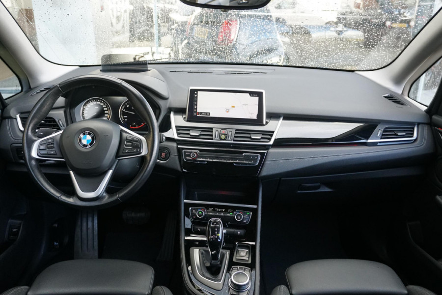 BMW 2 Serie Gran Tourer 218i 7p. Executive Edition + CAMERA / SPORTSTOELEN / LED / HEAD-UP