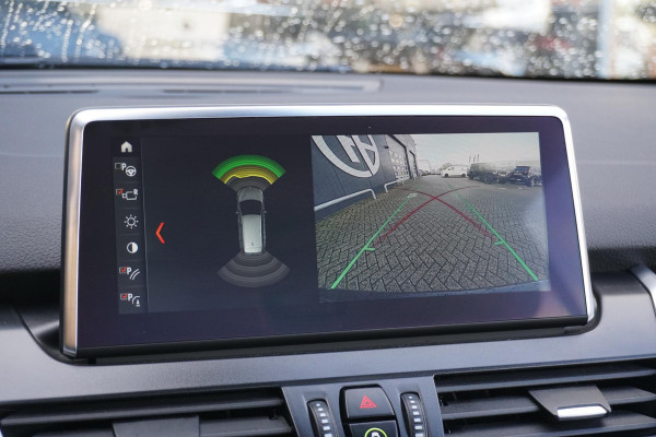 BMW 2 Serie Gran Tourer 218i 7p. Executive Edition + CAMERA / SPORTSTOELEN / LED / HEAD-UP