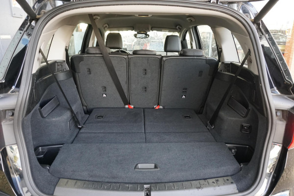 BMW 2 Serie Gran Tourer 218i 7p. Executive Edition + CAMERA / SPORTSTOELEN / LED / HEAD-UP