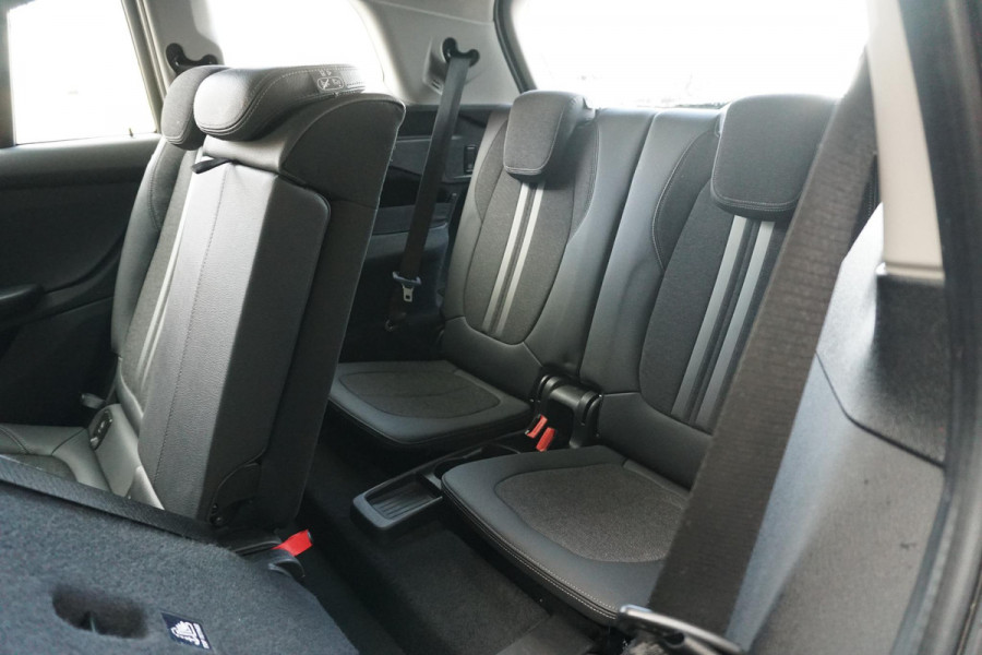 BMW 2 Serie Gran Tourer 218i 7p. Executive Edition + CAMERA / SPORTSTOELEN / LED / HEAD-UP