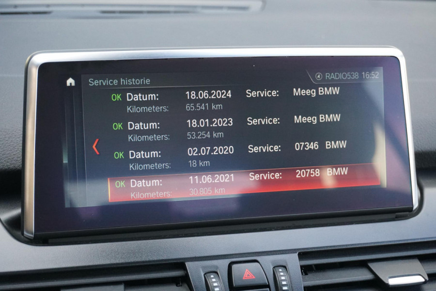 BMW 2 Serie Gran Tourer 218i 7p. Executive Edition + CAMERA / SPORTSTOELEN / LED / HEAD-UP