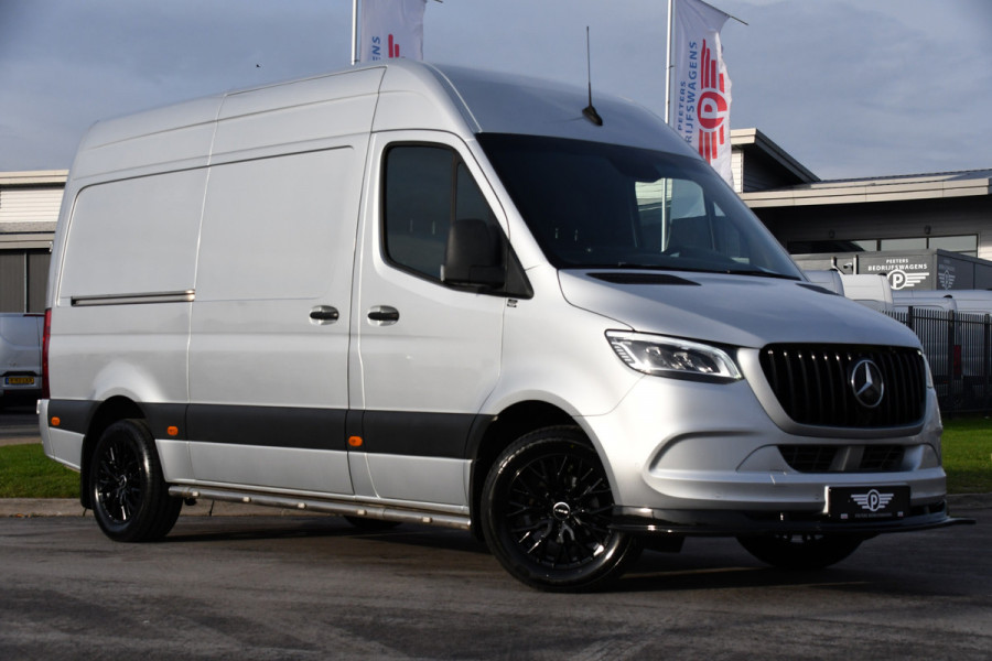 Mercedes-Benz Sprinter 316 2.2 CDI L2H2 PB Edition Full Options! 360 Camera, Cruise, LED, Carplay, 10,5'' Mbux, Stoelverwarming, NAVI, Automaat, Uniek!