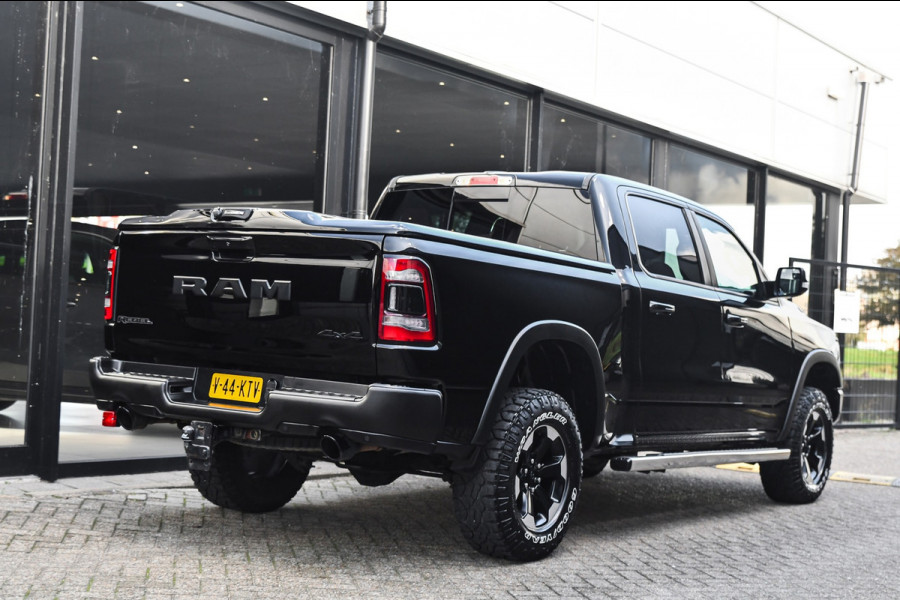 Dodge Ram 1500 5.7 V8 4x4 Crew Cab REBEL, BTW, Panorama, Full!