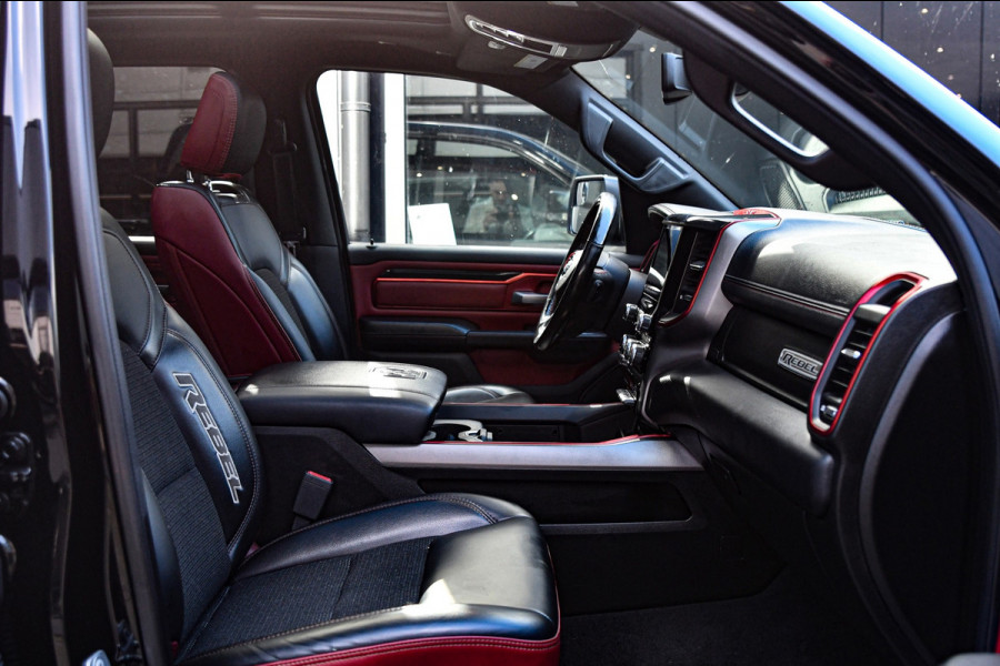 Dodge Ram 1500 5.7 V8 4x4 Crew Cab REBEL, BTW, Panorama, Full!