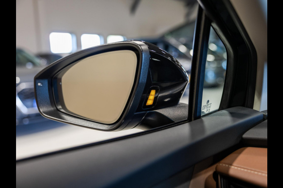 Škoda ENYAQ iV 80 SOH 93% / 204pk / Panorama dak / Trekhaak / Leder / Head-up display /