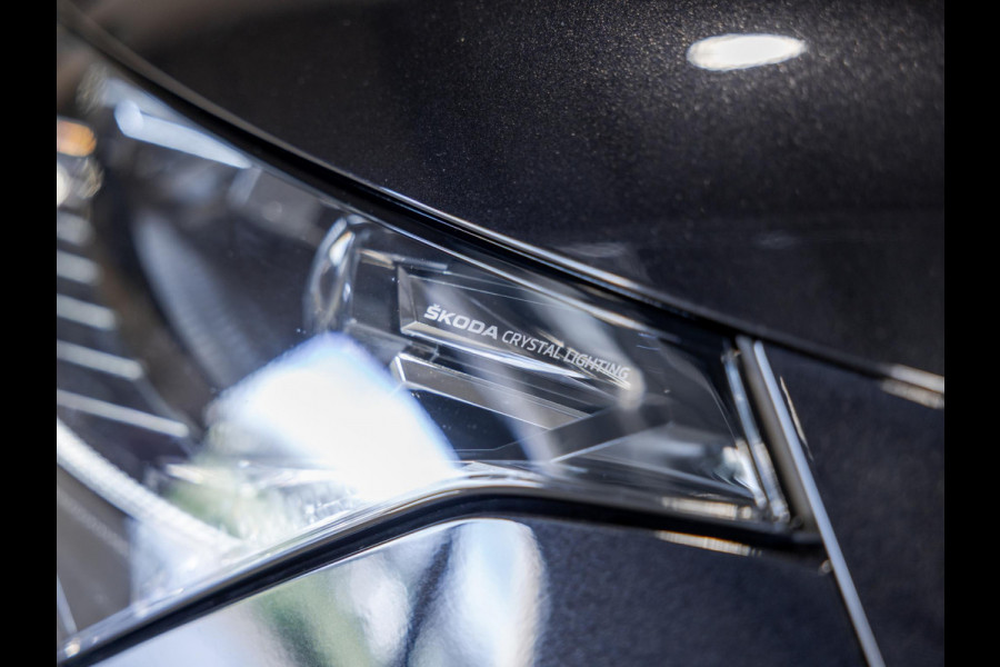 Škoda ENYAQ iV 80 SOH 93% / 204pk / Panorama dak / Trekhaak / Leder / Head-up display /