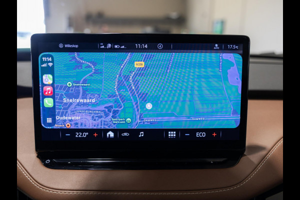 Škoda ENYAQ iV 80 SOH 93% / 204pk / Panorama dak / Trekhaak / Leder / Head-up display /