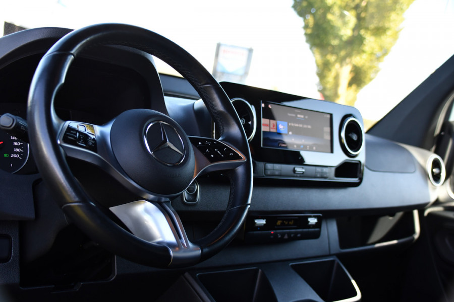 Mercedes-Benz Sprinter 315 1.9 CDI RWD L2H2 PB Edition FACELIFT! Camera, Adaptieve Cruise, LED, 150pk, Automaat, 10,5'' Mbux, Sensoren, 3 Jaar Garantie, Uniek!