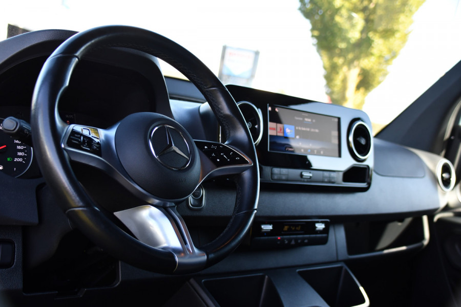 Mercedes-Benz Sprinter 315 1.9 CDI RWD L2H2 PB Edition FACELIFT! Camera, Adaptieve Cruise, LED, 150pk, Automaat, 10,5'' Mbux, Sensoren, 3 Jaar Garantie, Uniek!