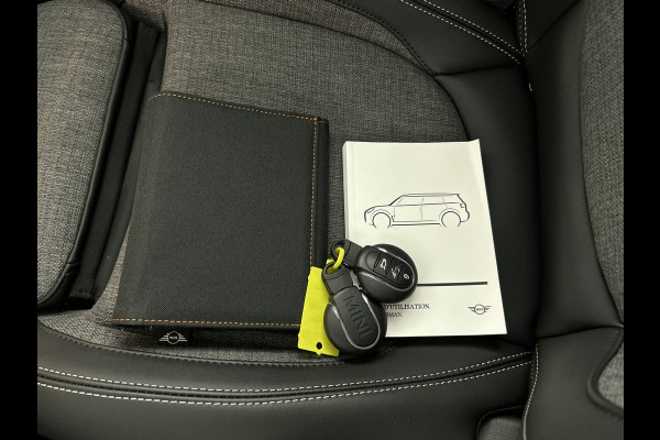 MINI Clubman 1.5 Aut. Cooper Premium Plus Pano-dak/Head-Up Display/Memory