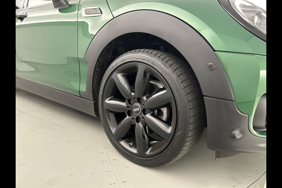 MINI Clubman 1.5 Aut. Cooper Premium Plus Pano-dak/Head-Up Display/Memory