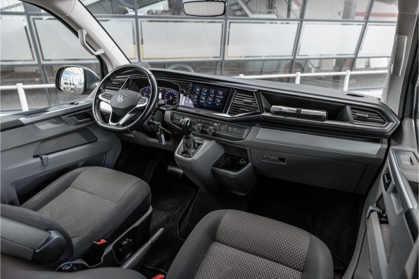 Volkswagen Transporter 2.0 TDI L2H1 Bulli DC | Virtual | Discover Pro | ACC | Bi-Xenon | Camera | Navigatie | Trekhaak | Stoelverwarming | DAB | Orig. NL auto | Nieuwe APK