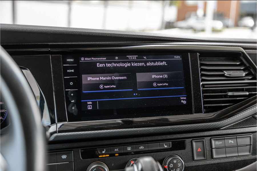 Volkswagen Transporter 2.0 TDI L2H1 Bulli DC | Virtual | Discover Pro | ACC | Bi-Xenon | Camera | Navigatie | Trekhaak | Stoelverwarming | DAB | Orig. NL auto | Nieuwe APK