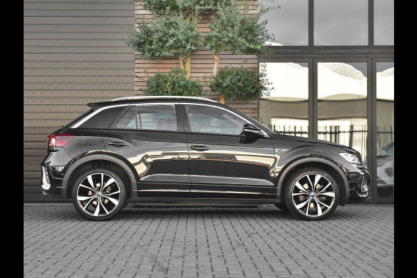 Volkswagen T-Roc 1.5 TSI R-Line ACC Camera Navi Trekhaak 19 inch Velgen