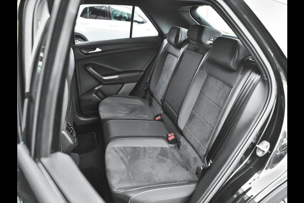 Volkswagen T-Roc 1.5 TSI R-Line ACC Camera Navi Trekhaak 19 inch Velgen