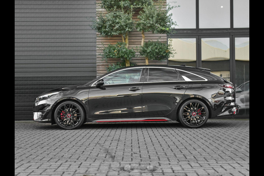 Kia ProCeed 1.6 T-GDi GT Panoramadak Trekhaak Alcantara Camera JBL