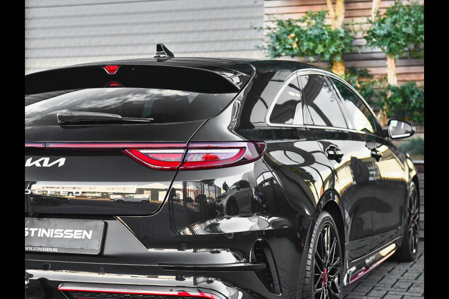 Kia ProCeed 1.6 T-GDi GT Panoramadak Trekhaak Alcantara Camera JBL