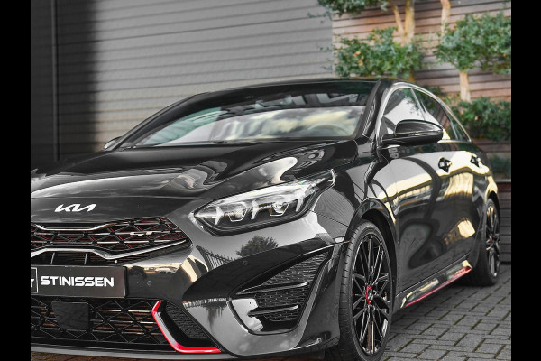 Kia ProCeed 1.6 T-GDi GT Panoramadak Trekhaak Alcantara Camera JBL