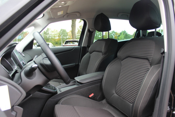Renault Grand Scénic 1.3 TCe Intens / Trekhaak / Camera / CarPlay / Navigatie / Parkeerhulp V+A / Stoelverwarming / DAB / Dodehoek / Cruise Control