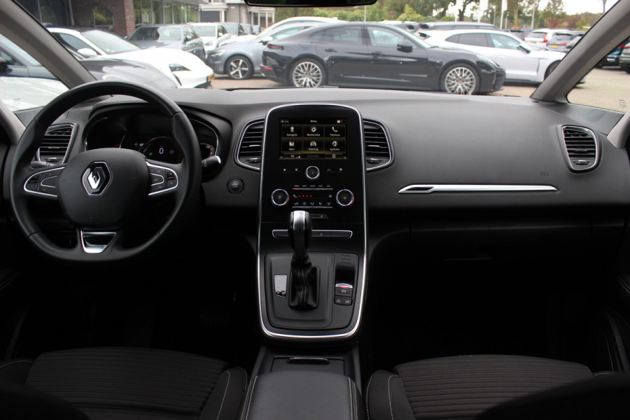 Renault Grand Scénic 1.3 TCe Intens / Trekhaak / Camera / CarPlay / Navigatie / Parkeerhulp V+A / Stoelverwarming / DAB / Dodehoek / Cruise Control