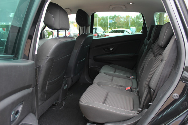 Renault Grand Scénic 1.3 TCe Intens / Trekhaak / Camera / CarPlay / Navigatie / Parkeerhulp V+A / Stoelverwarming / DAB / Dodehoek / Cruise Control