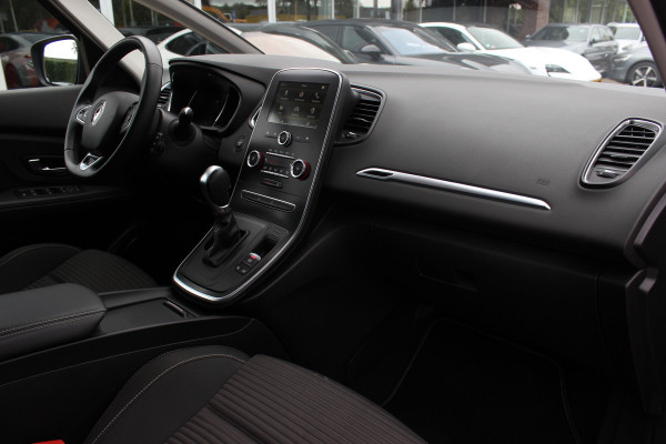 Renault Grand Scénic 1.3 TCe Intens / Trekhaak / Camera / CarPlay / Navigatie / Parkeerhulp V+A / Stoelverwarming / DAB / Dodehoek / Cruise Control