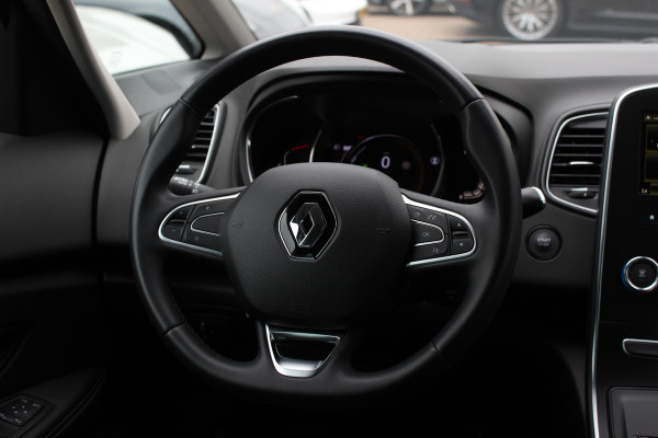 Renault Grand Scénic 1.3 TCe Intens / Trekhaak / Camera / CarPlay / Navigatie / Parkeerhulp V+A / Stoelverwarming / DAB / Dodehoek / Cruise Control
