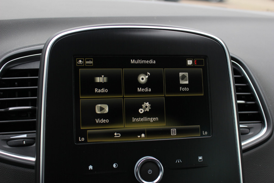 Renault Grand Scénic 1.3 TCe Intens / Trekhaak / Camera / CarPlay / Navigatie / Parkeerhulp V+A / Stoelverwarming / DAB / Dodehoek / Cruise Control