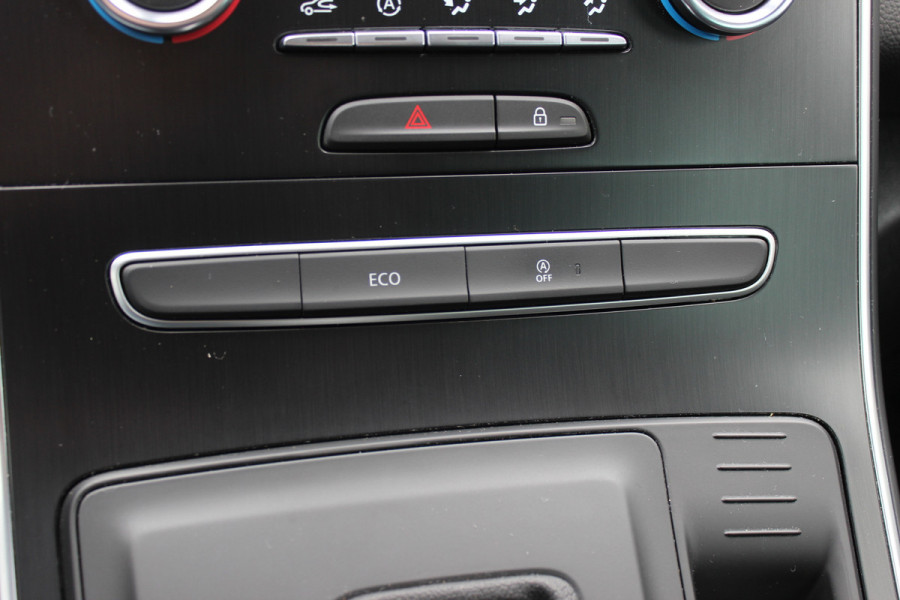 Renault Grand Scénic 1.3 TCe Intens / Trekhaak / Camera / CarPlay / Navigatie / Parkeerhulp V+A / Stoelverwarming / DAB / Dodehoek / Cruise Control