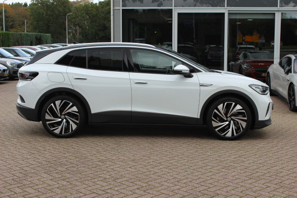 Volkswagen ID.4 Tech 77 kWh / SOH 94,7% / Full option! / Panoramadak / Camera / Head-up / Keyless / 21'' / ACC / Dodehoek / Elektr. stoelen / Massage / Navigatie / Stuurverwarming