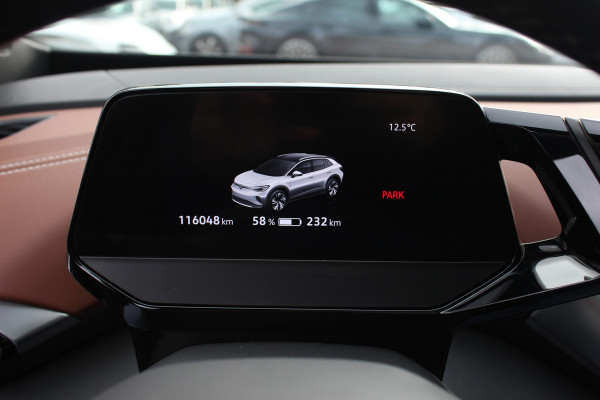 Volkswagen ID.4 Tech 77 kWh / SOH 94,7% / Full option! / Panoramadak / Camera / Head-up / Keyless / 21'' / ACC / Dodehoek / Elektr. stoelen / Massage / Navigatie / Stuurverwarming