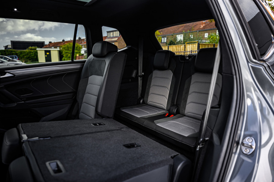 Volkswagen Tiguan Allspace 2.0 TSI 4Motion Highline Business R 7p. Pano/Trekhaak/HUD/Virtual