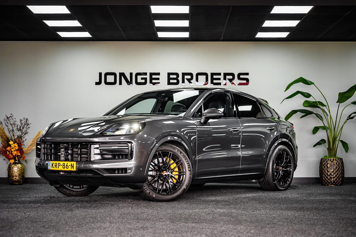 Porsche Cayenne Coupé 3.0 S E-Hybrid Black Edition Pano/InnoDrive/HUD/360/Luchtvering/Massage
