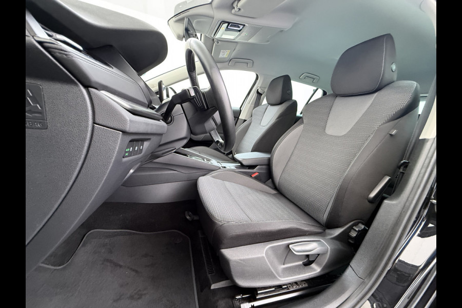 Škoda Octavia Combi 1.0 e-TSI 111PK Automaat Navi Apple Carplay Android Auto Bluetooth Elek.Achterklep Cruise Control Business Edition Pdc Led DAB P-Assist Lmv 16" Isofix Licht-/Regensensor WiFi Origineel Nederlandse Auto