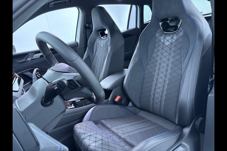 Volkswagen Tiguan 1.5 eHybrid R-Line Edition 204 pk Automaat (DSG) | Verlengde garantie | Navigatie | Panoromadak | Trekhaak (Uitklapbaar) | Parkeersensoren (Park assist) | Rondomzicht camera | Stoelverwarming | LED Matrix | R-Line |