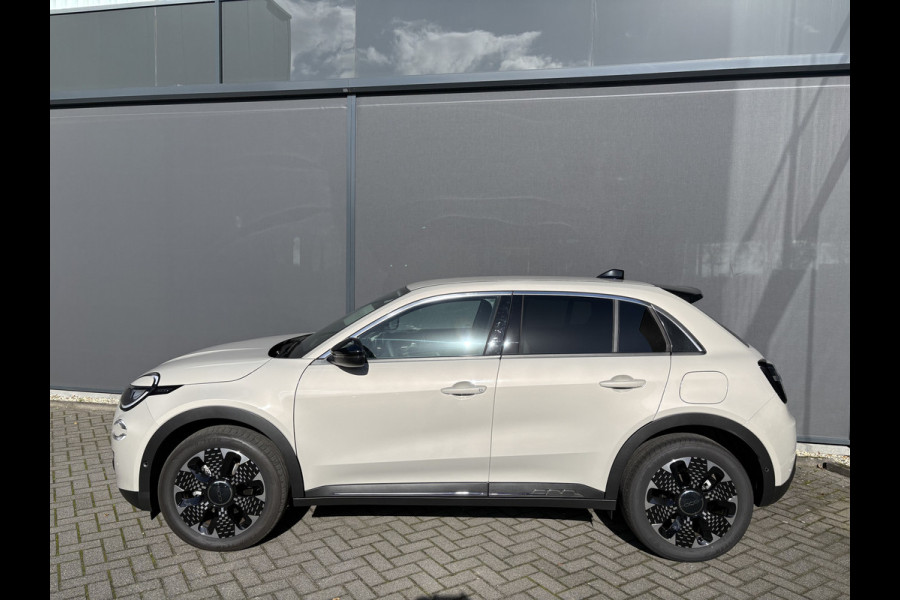 Fiat 600 1.2 Hybrid La Prima massagestoel leder navi automaat full options